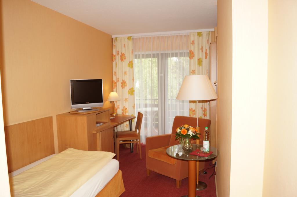 Hotel An Der Ilse Lemgo Habitación foto