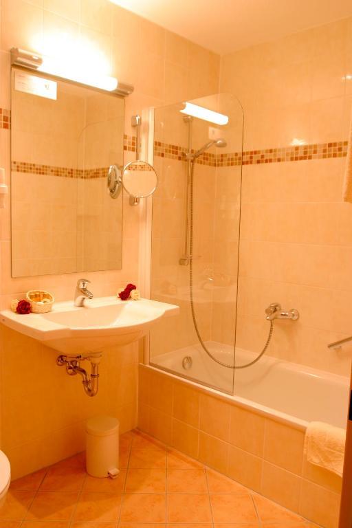 Hotel An Der Ilse Lemgo Habitación foto